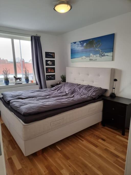 Trevlig Laegenhet Naera Stroemstad Centrum Esterno foto