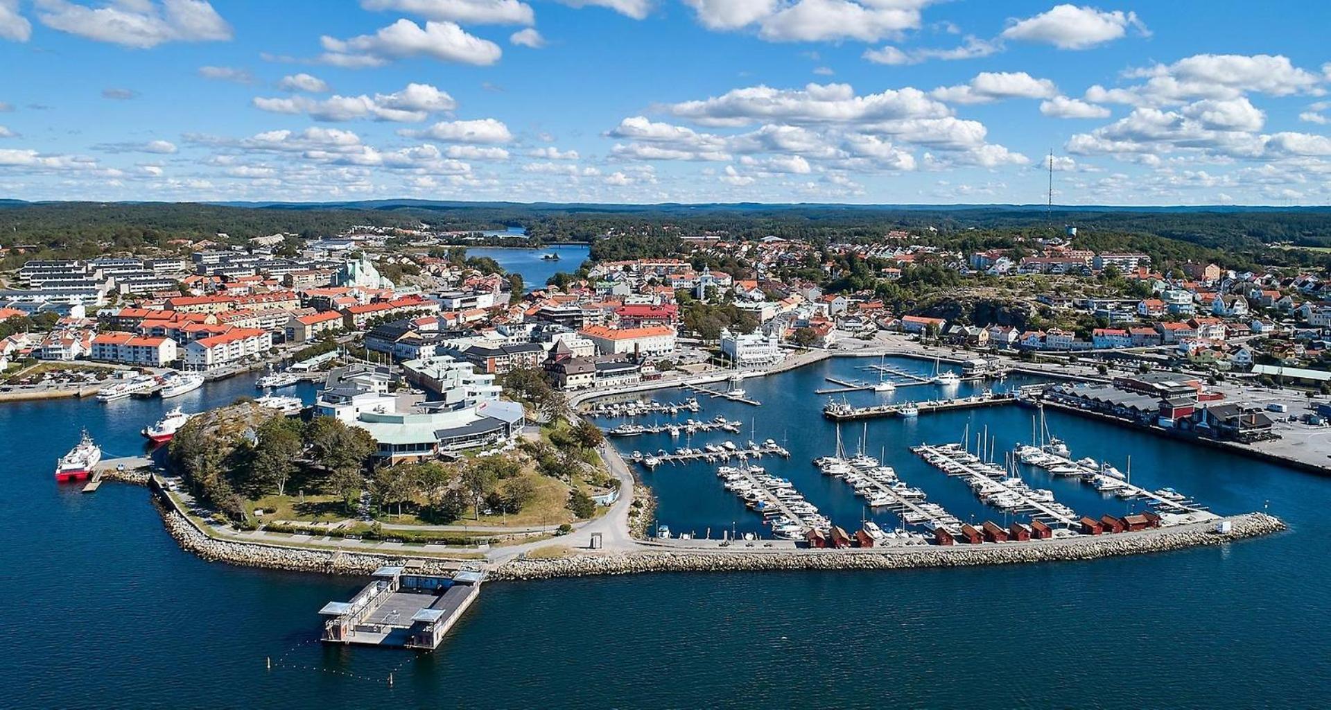 Trevlig Laegenhet Naera Stroemstad Centrum Esterno foto